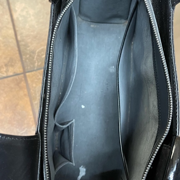 Louis Vuitton Vintage Epi Bag - Picture 12 of 16